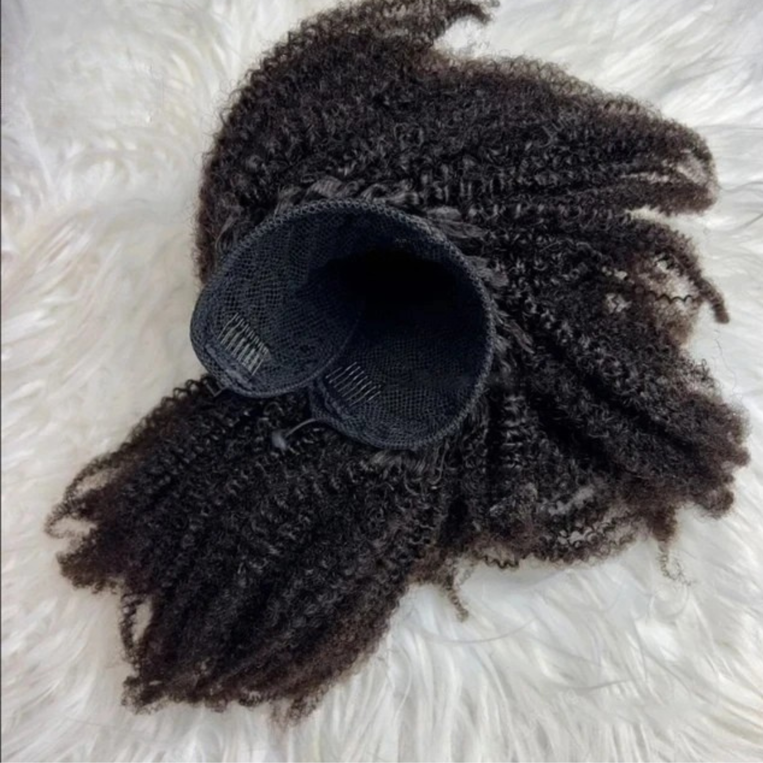 Afro Puff Kinky 45 cm 100g